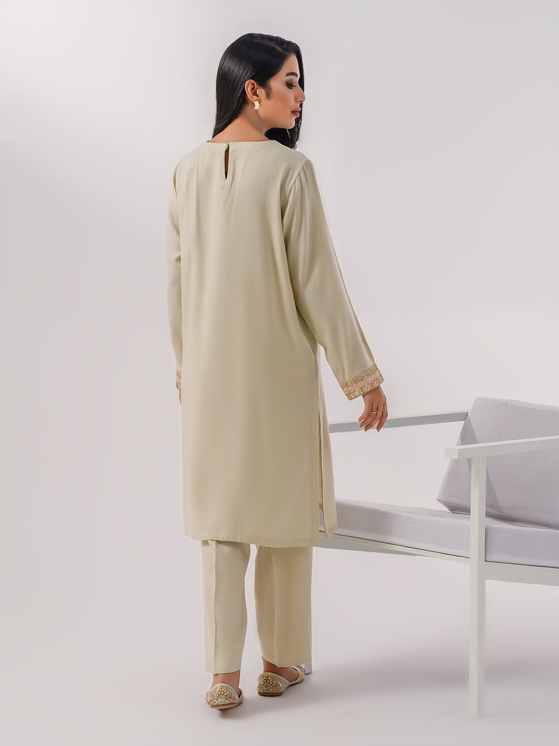 2 Piece Zari Karandi-Embroidered(Pret)