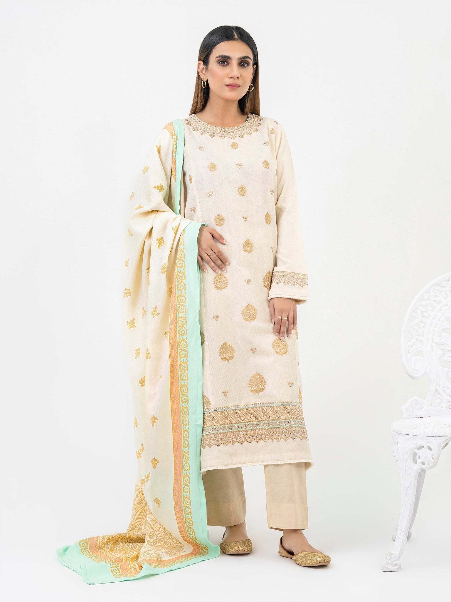 2 Piece Zari Suit-Embroidered (Pret)