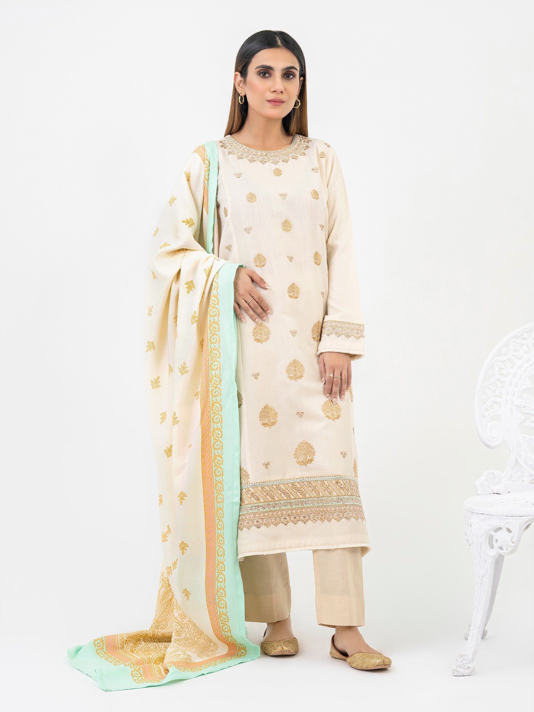 2 Piece Zari Suit-Embroidered (Pret)