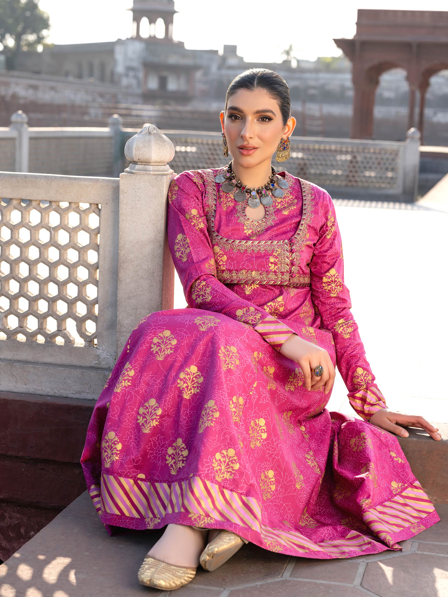 Cambric Pishwas-Embroidered (Pret)