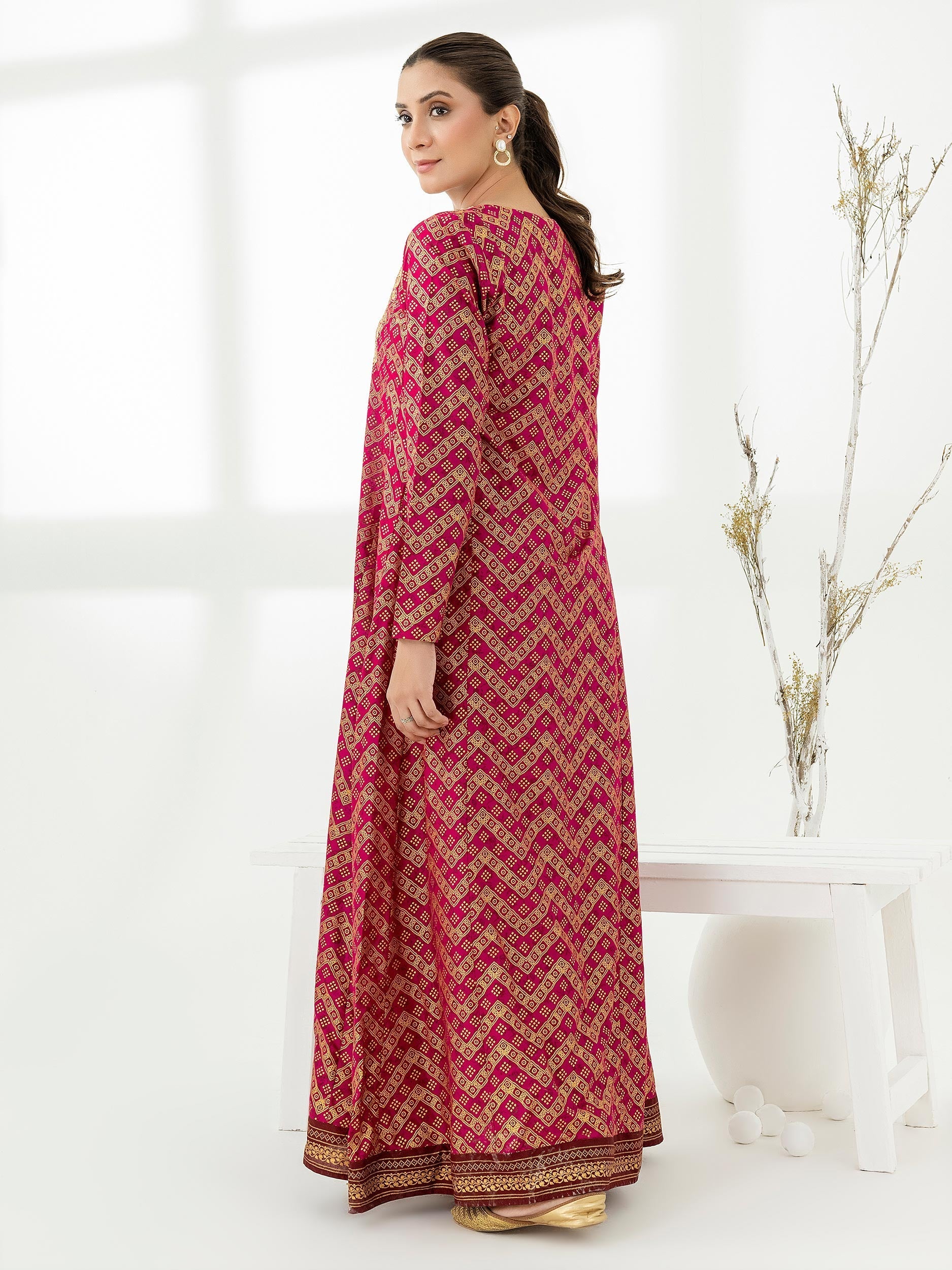 Lawn Pishwas-Embroidered (Pret)