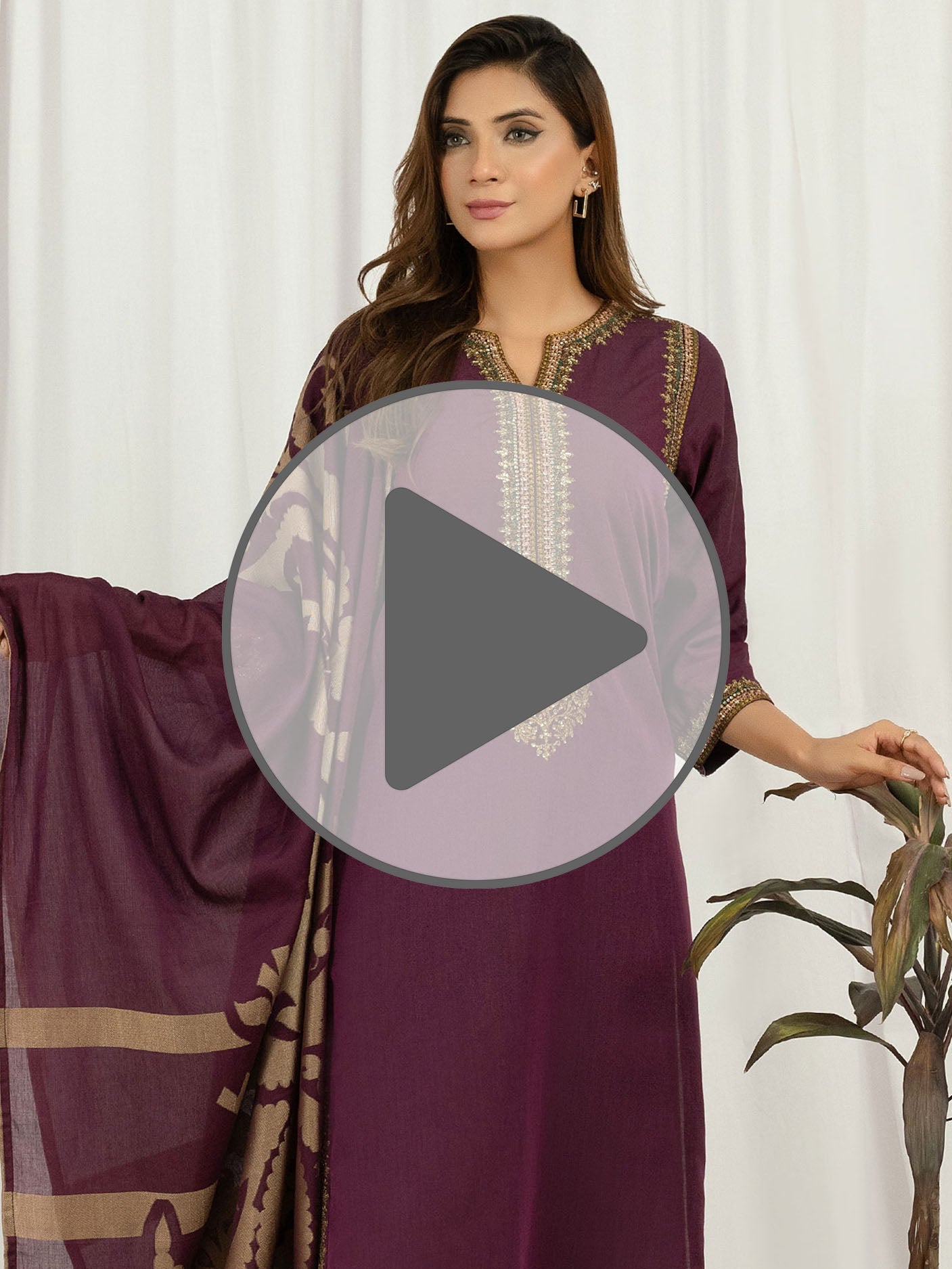 3 Piece Yarn Dyed Suit- Embroidered (Pret)