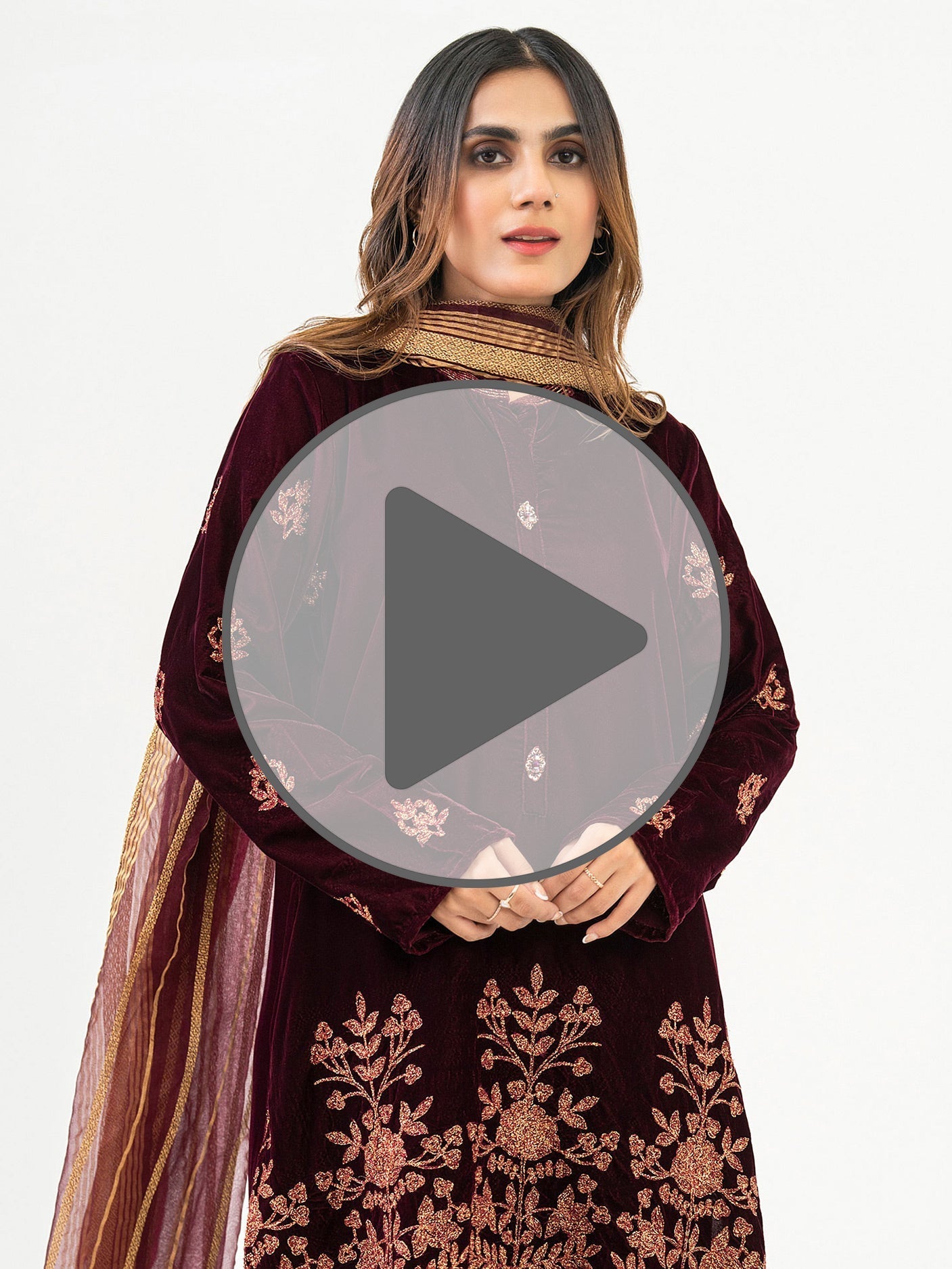 3 Piece Velvet Suit-Embroidered (Pret)