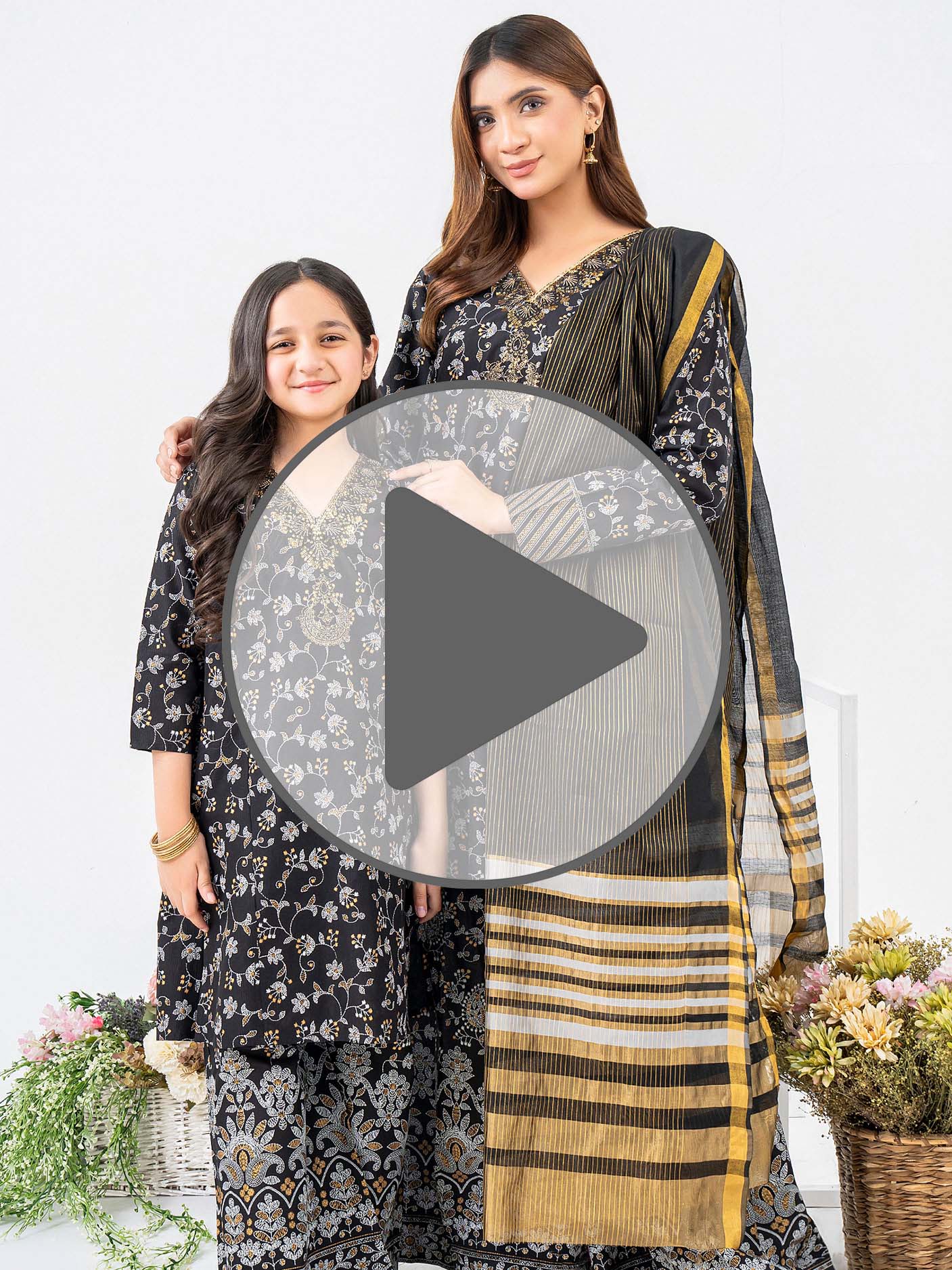 3 Piece Lawn Suit-Embroidered (Pret)