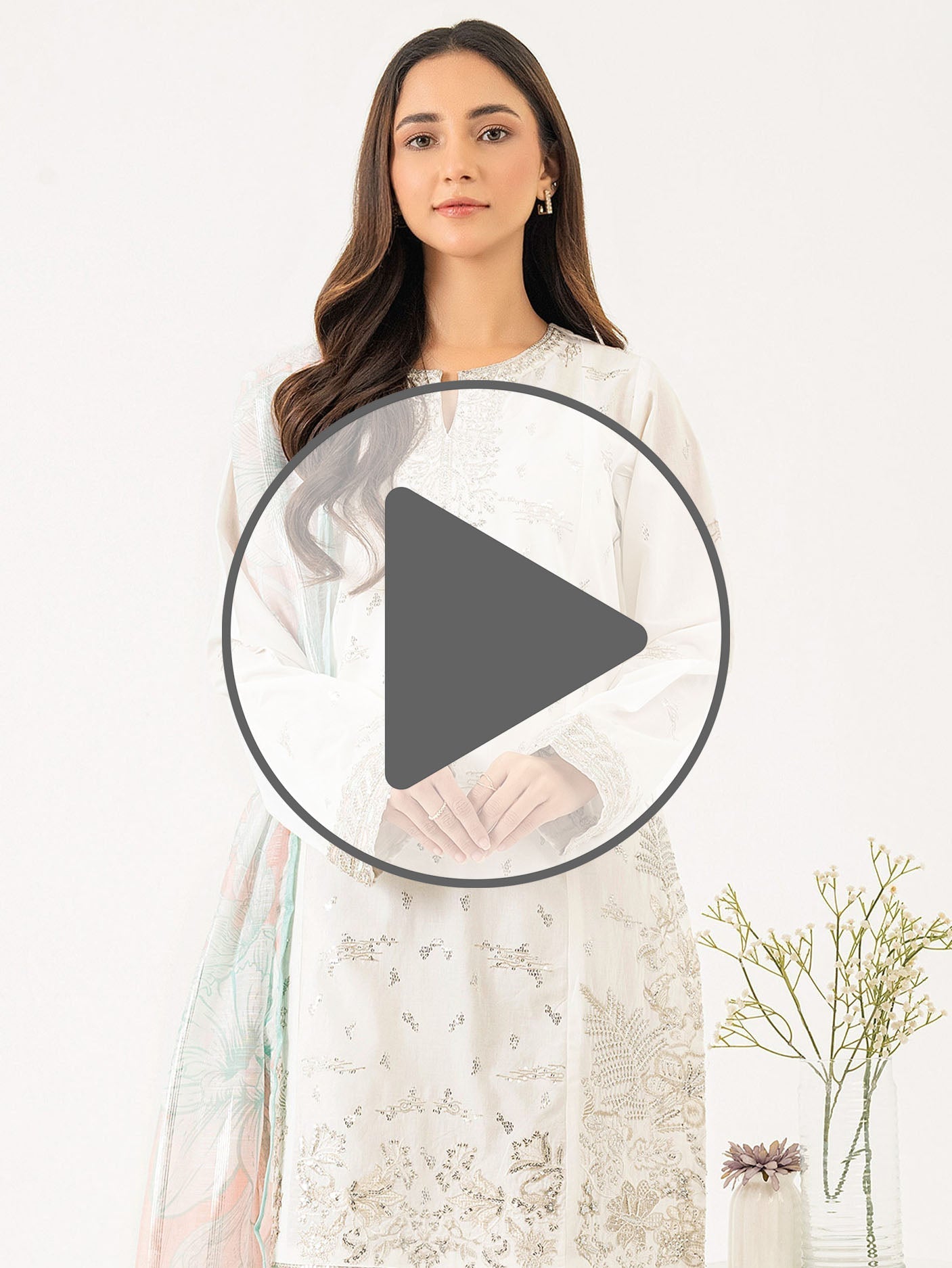 3 Piece Lawn Suit-Embroidered (Pret)